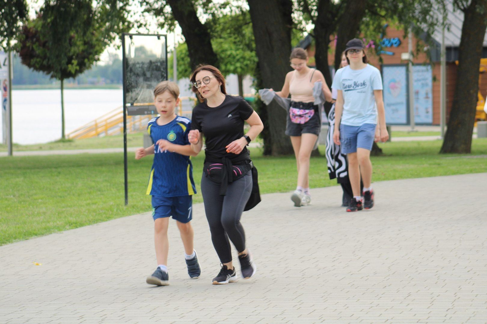 Ósma akcja charytatywna Biegamy i Pomagamy nad Jeziorem Tarnobrzeskim, 13 czerwca 2025