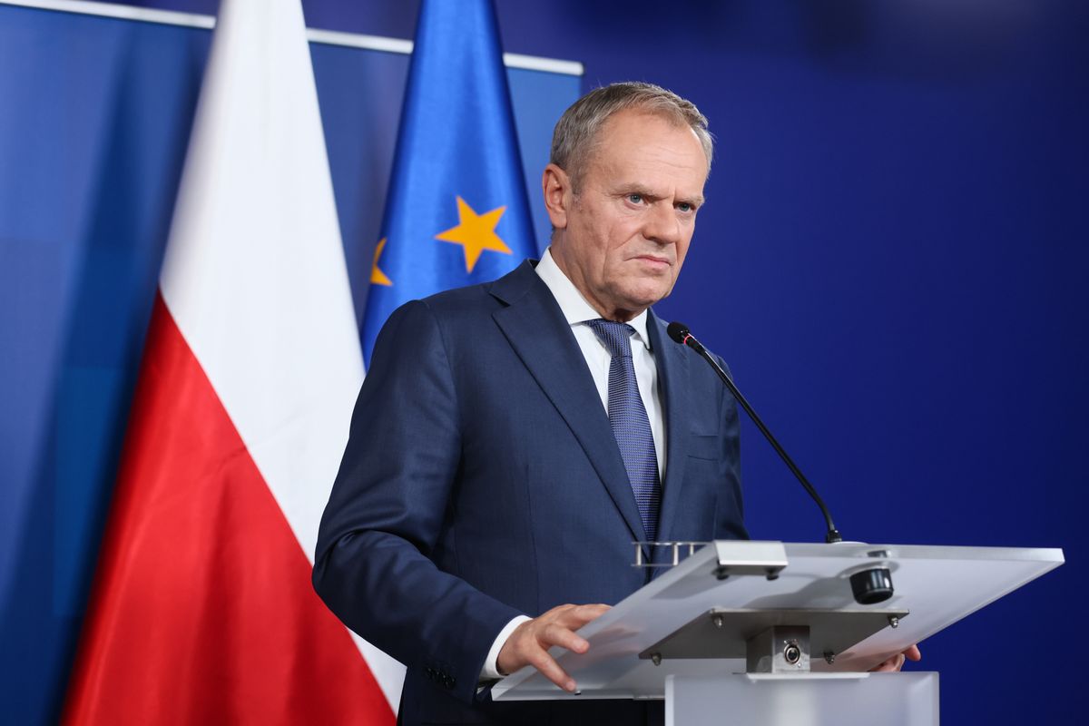  Donald Tusk na konferencji prasowej po spotkaniu Rady Europejskiej w Brukseli