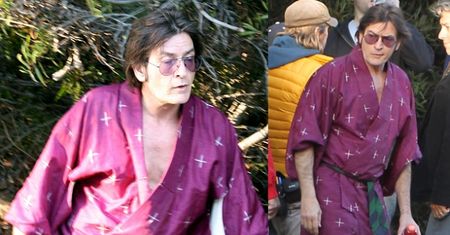 Charlie Sheen w szlafroku na ulicy... (ZDJĘCIA)