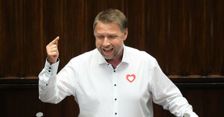 Polityk PO grozi “rosyjskiej” komisji. “Jest wiele sposobów”
