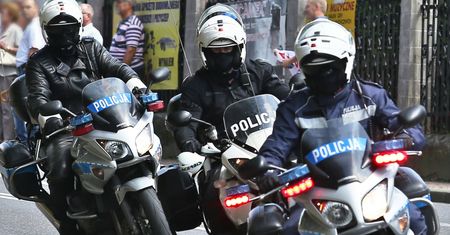 Policja zbroi się na piratów drogowych. Mundurowi dostaną ścigacze za 56 mln zł