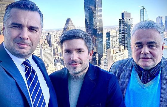 TV Republika zakłada spółkę w USA. W zespole były konsul