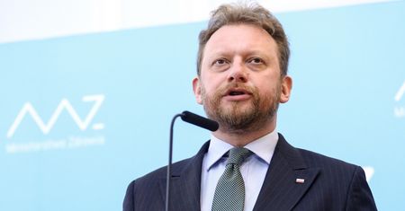Ministerstwo zdrowia odpiera zarzuty "GW" w sprawie zakupu respiratorów. Żąda sprostowania, a dziennik zapowiada kolejne publikacje