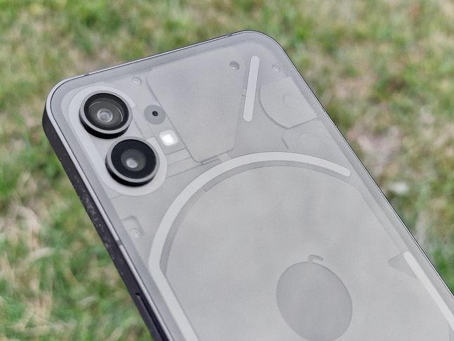 Nothing Phone (1)