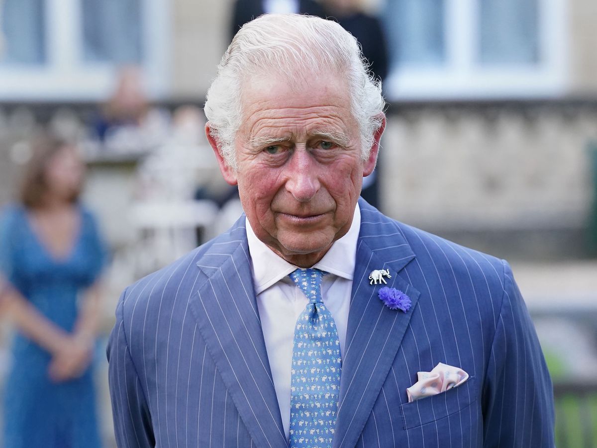 Król Karol III nie utrzymuje bliskich relacji z młodszym synem