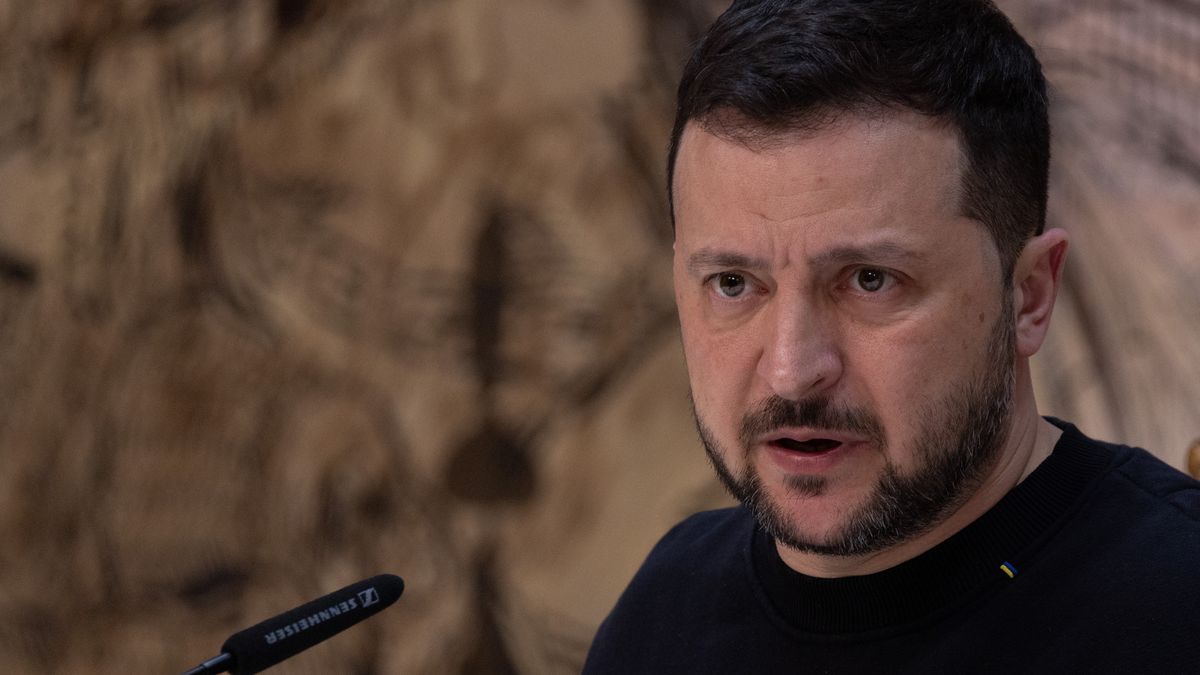 ISTANBUL, TURKEY - MARCH 08: President of Ukraine, Volodymyr Zelensky speaks to the media during a joint press conference with  President of Turkey, Recep Tayyip Erdogan on March 08, 2024 in Istanbul, Turkey.  (Photo by Chris McGrath/Getty Images)