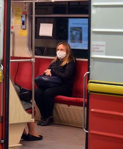 Warszawa. Siwy dym w tunelu metra. Dziesięć stacji zamkniętych