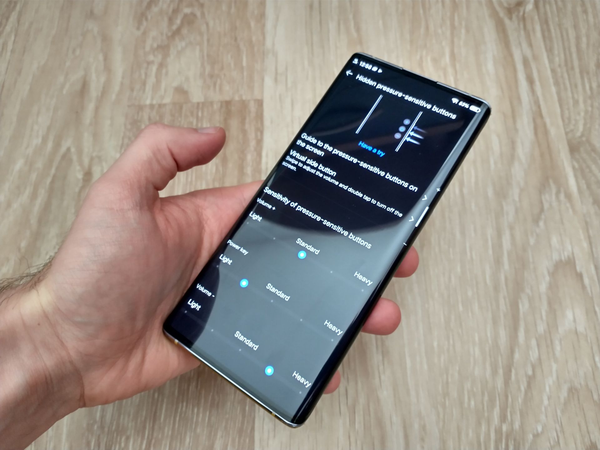 Smartfon bez przycisków to nie fanaberia. To przyszłość 6