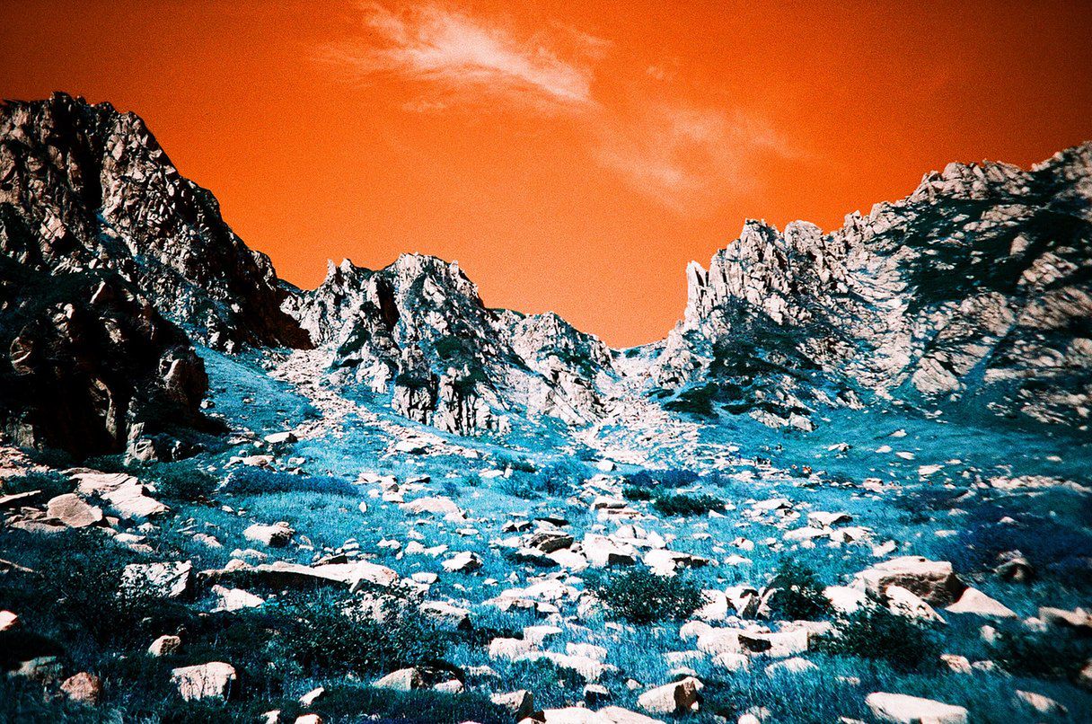 Fotografia tradycyjna umiera, a Lomography wskrzesza Turquoise 7