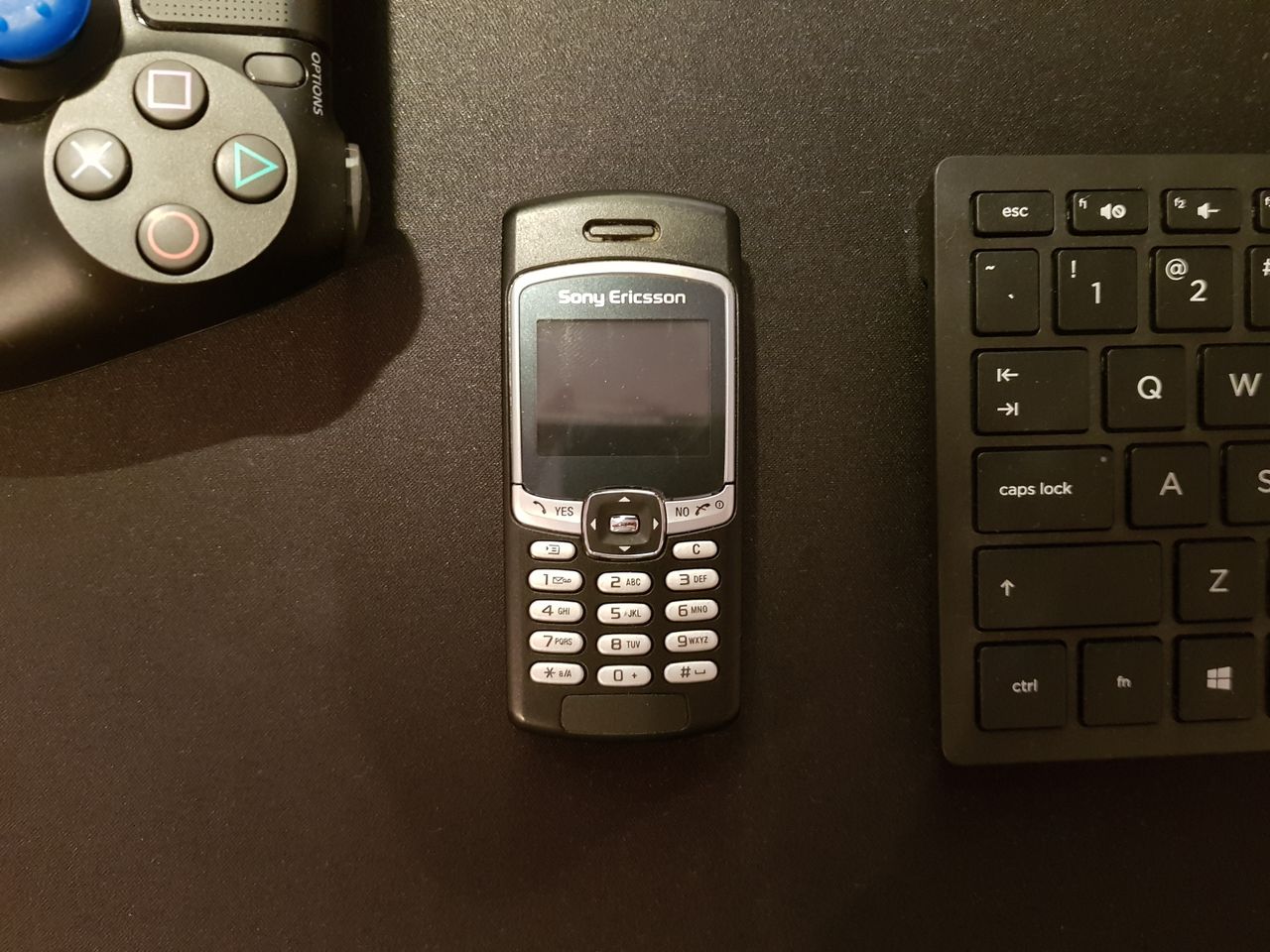 Nostalgiczna zaduma — mój pierwszy telefon