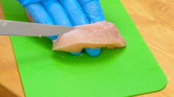 Zbadali mięso z kurczaka. Wyniki zdecydowanie odbierają apetyt