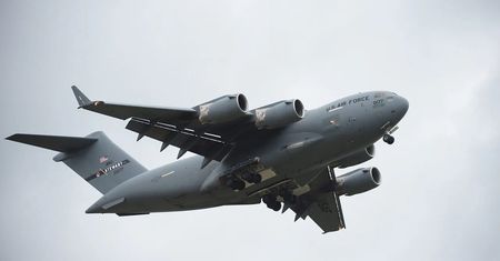Gigant z USA wylądował we Wrocławiu. Zrobił wrażenie na mieszkańcach