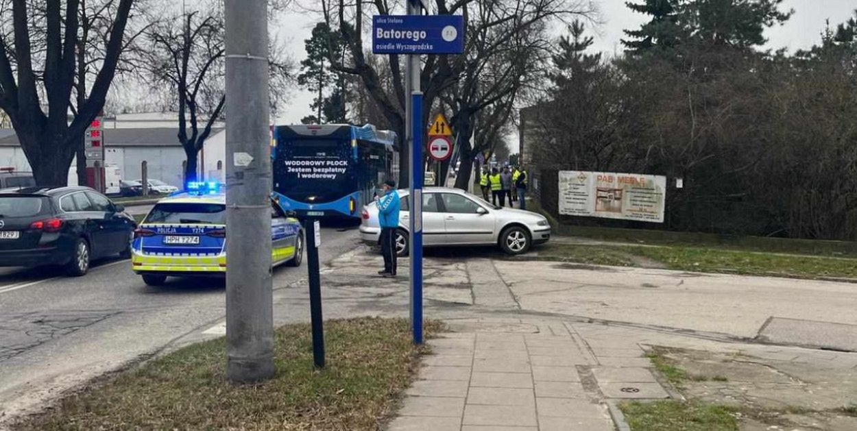 Poważny wypadek na ul. Wyszogrodzkiej z ul. Batorego
