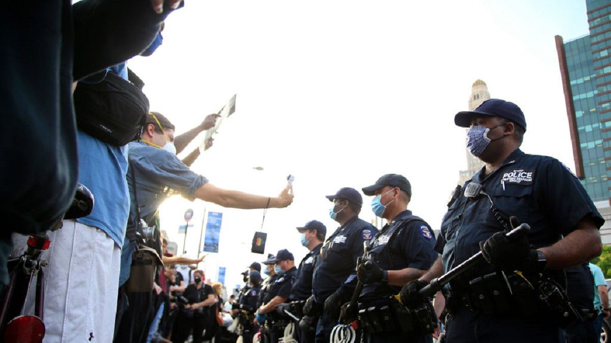 W Stanach Zjednoczonych wbuchły zamieszki po morderstwie George'a Floyda. 