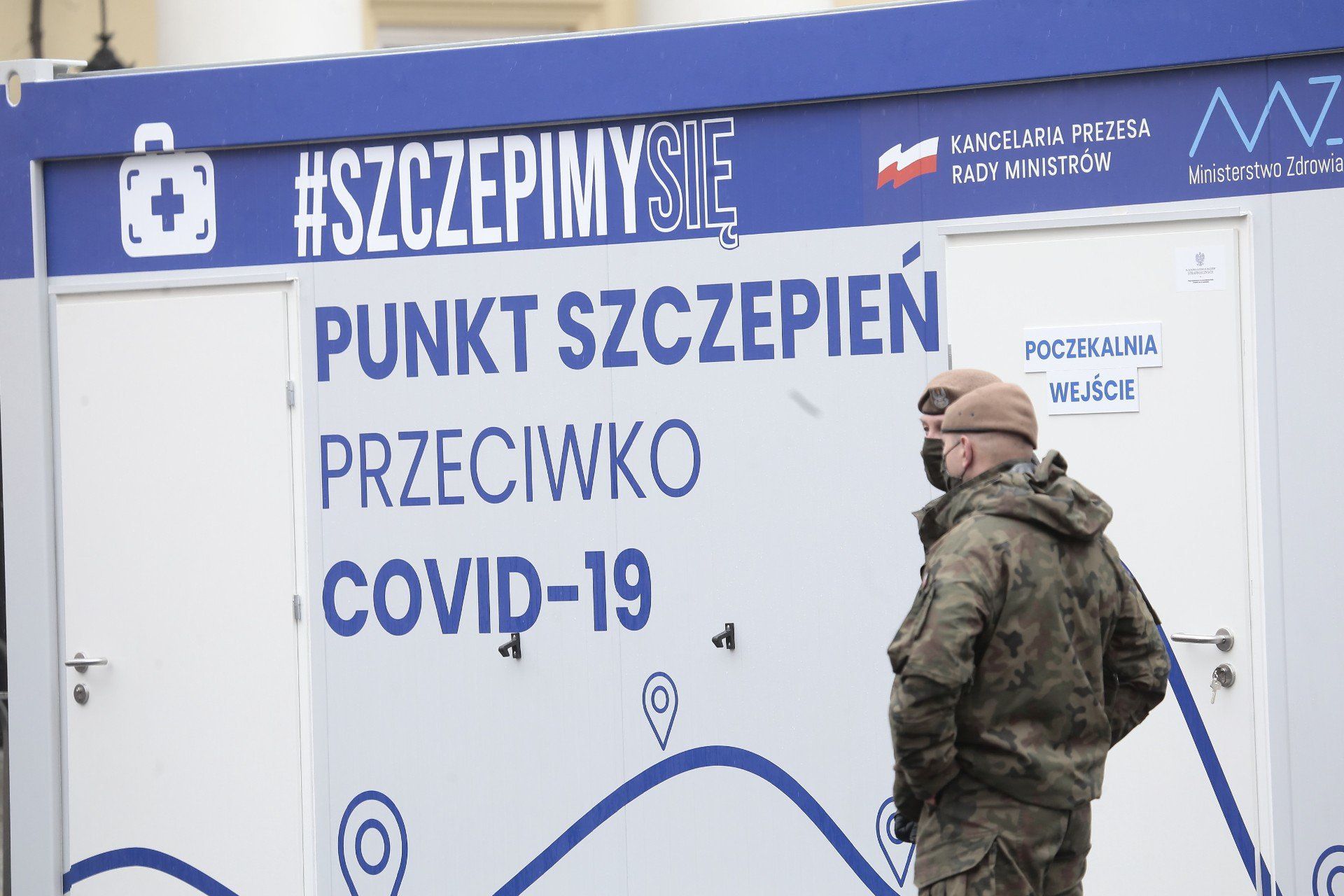 Oto objawy koronawirusa. Takie są symptomy choroby na COVID-19