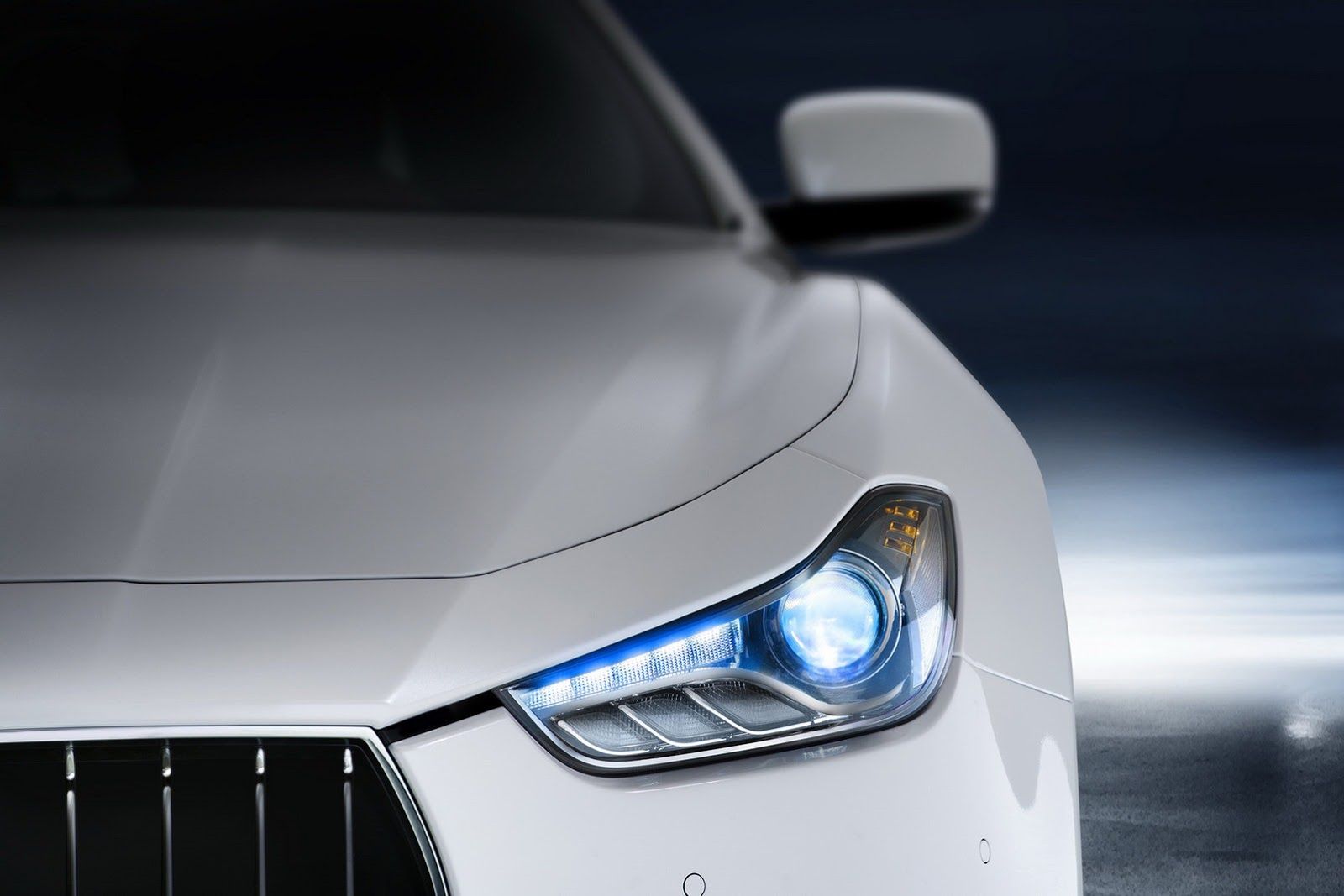 2014 Maserati Ghibli - Włosi wiedzą, co to piękno [galeria] 56