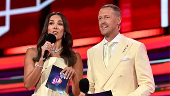 Wpadka na żywo w Sopocie. Paulina Krupińska musiała wkroczyć do akcji. "Wszystko mi POPSUŁ"