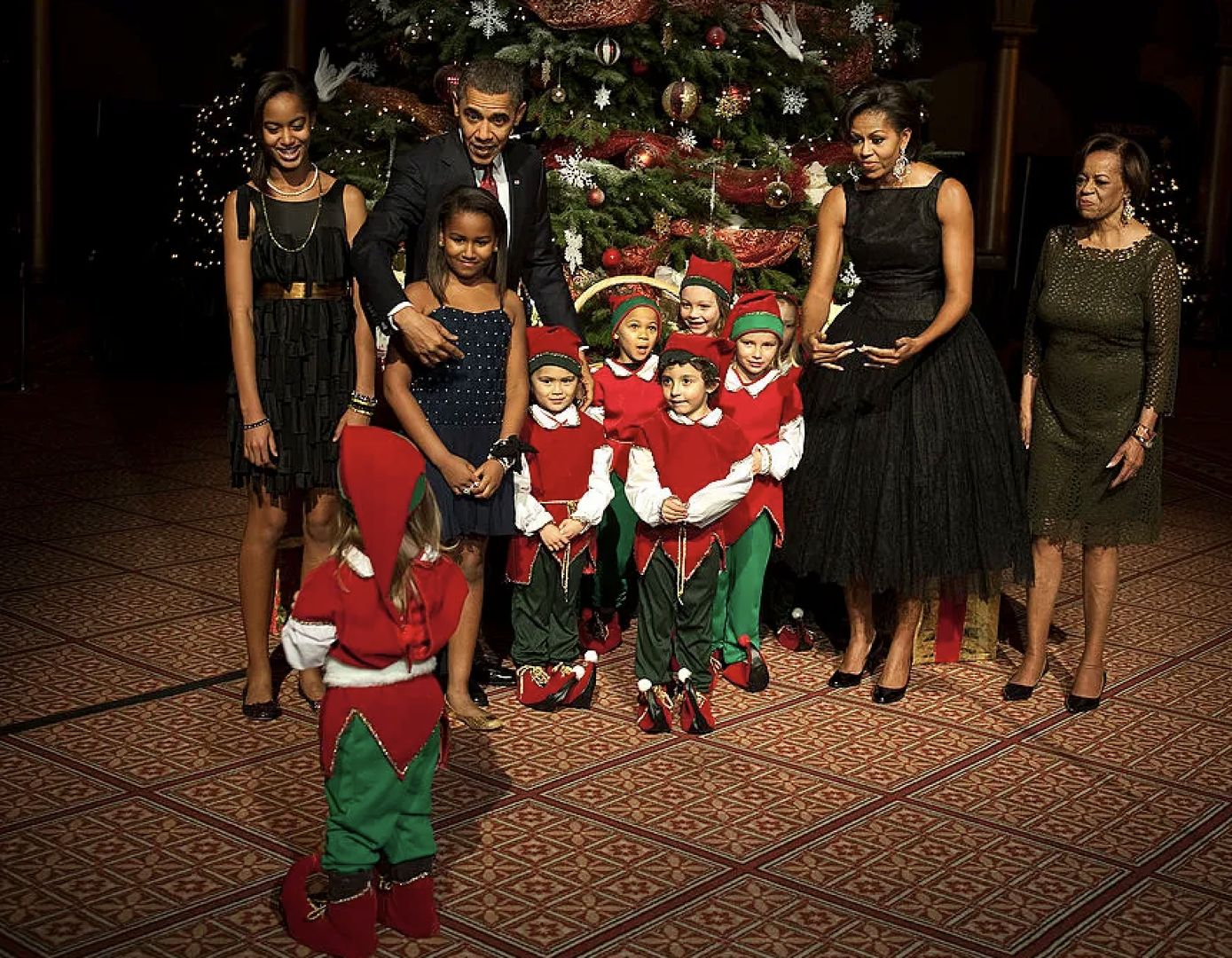 Michelle Obama z rodziną, premiera musicalu w 2010 roku