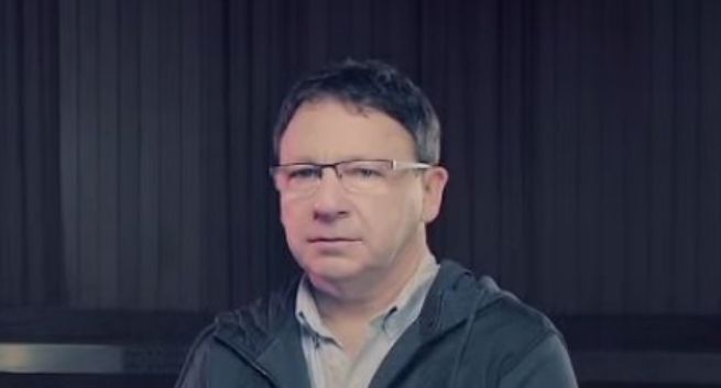 Trójka wycofuje dżingle z głosem Zbigniewa Zamachowskiego