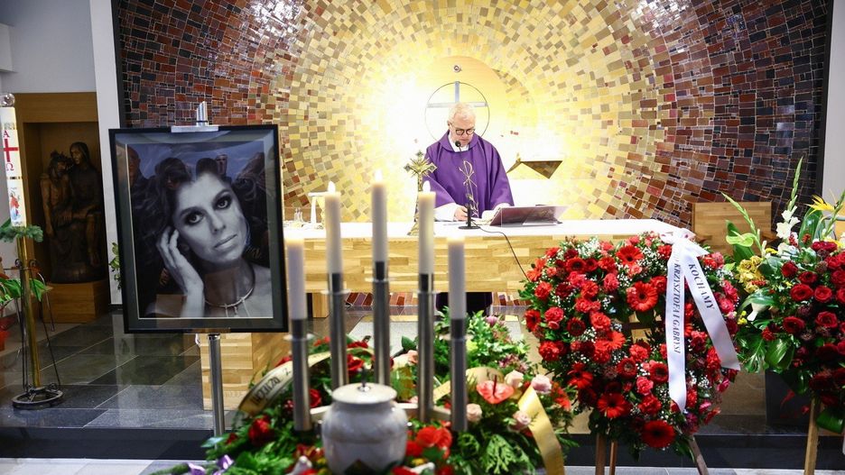 Uroczystości pogrzebowe aktorki Elżbiety Zającówny