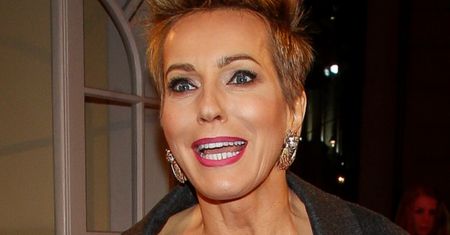 Paulina Smaszcz nie daje za wygraną i dalej AWANTURUJE SIĘ z internautami: "Jesteś DEBILKĄ. Wstydź się, zazdrośnico"