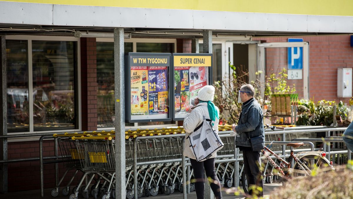 Biedronka zakupy sklep promocje