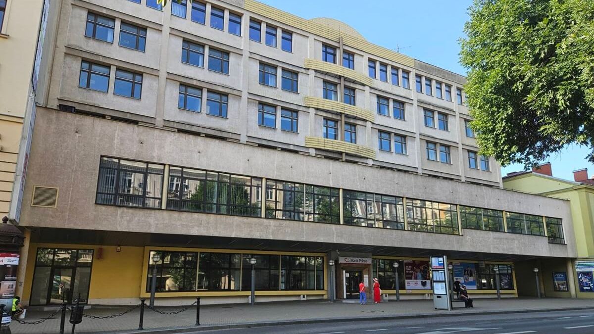 Oddział Banku Pekao przy ul. Krakowskie Przedmieście 72