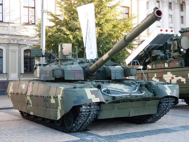 T-84M Opłot