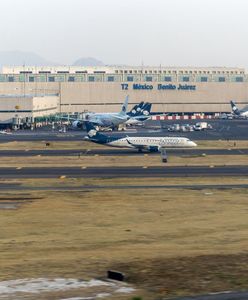 Kapitan samolotu zamknął się w kokpicie. Nietypowy protest w Meksyku