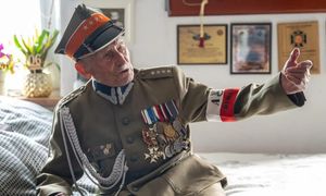 Pogrzeb najstarszego mężczyzny w Polsce. Podano szczegóły