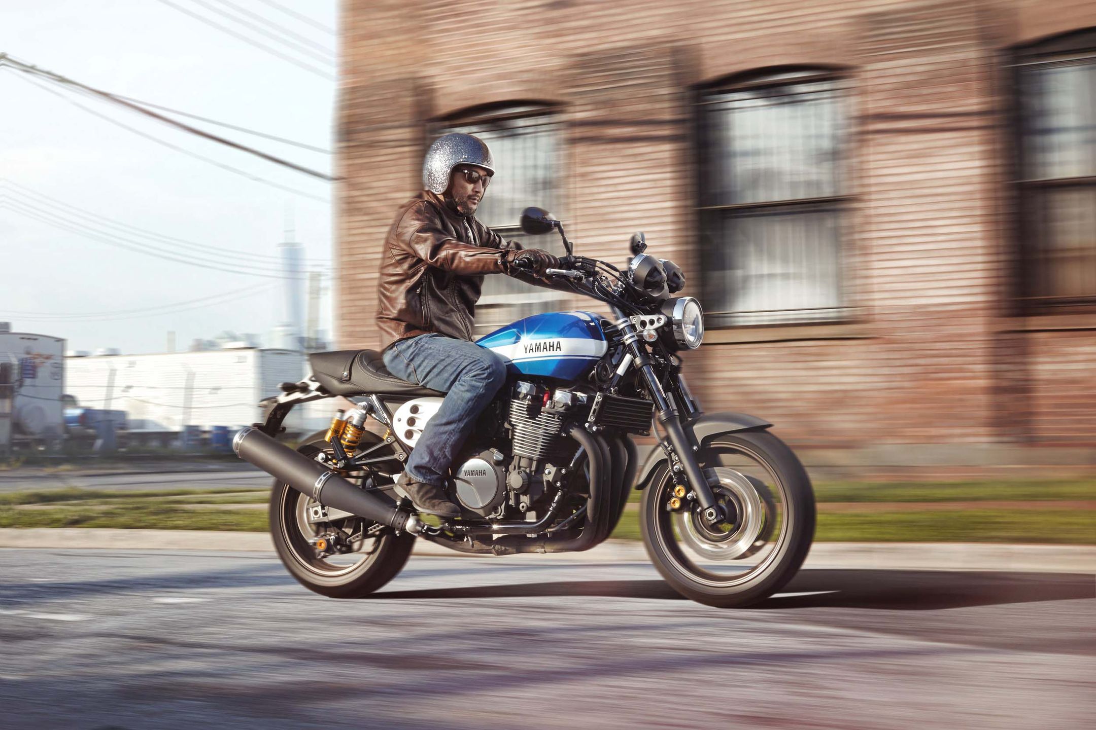 Tak wygląda nowa Yamaha XJR1300 10