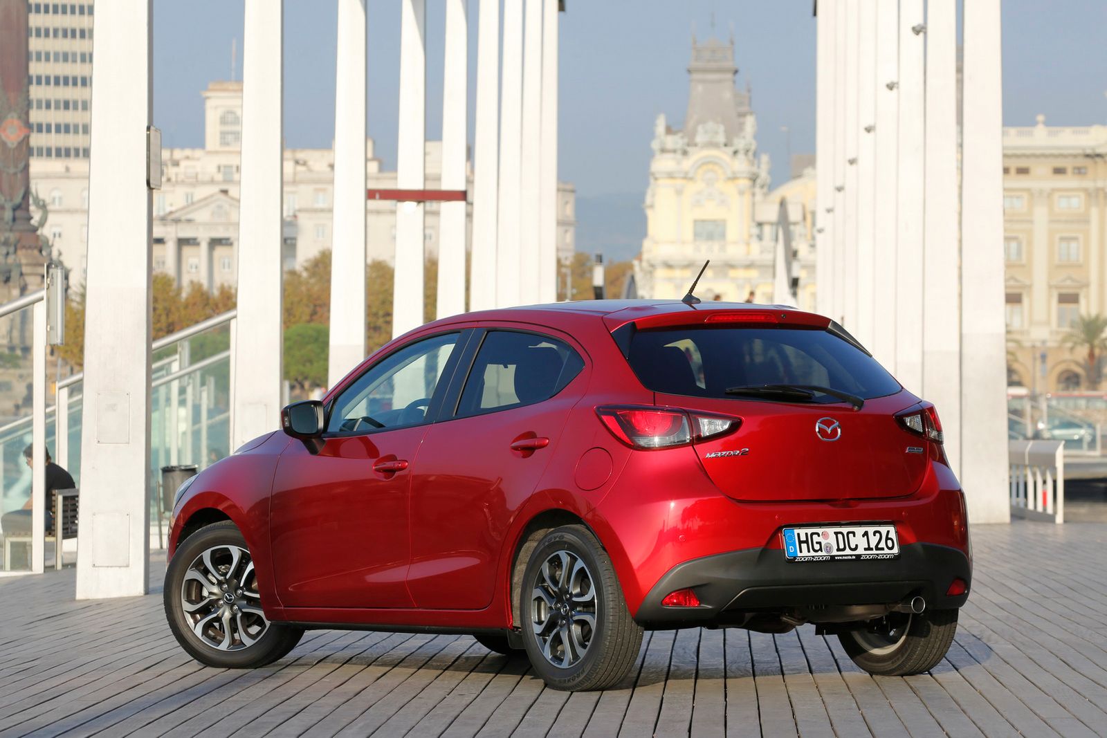 Europejska Mazda 2 – obszerna galeria zdjęć 19