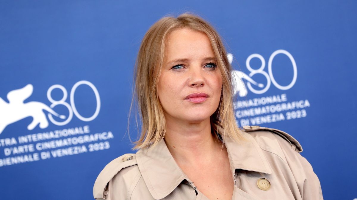 VENICE, ITALY - SEPTEMBER 08: Joanna Kulig attends a photocall for the movie "Kobieta Z... (Woman Of)" at the 80th Venice International Film Festival on September 08, 2023 in Venice, Italy. (Photo by Elisabetta A. Villa/Getty Images)