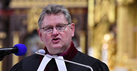 Biskup o Andrzeju Dudzie. "Za deklaracjami powinny pójść czyny"
