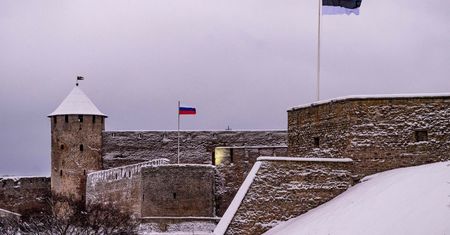 Blisko 4 tys. osób bez wypłat. Estonia wzywa dyplomatę Rosji