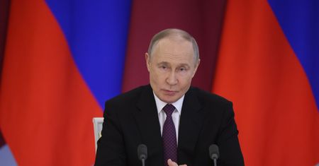 Putin przyznaje: Rosji brakuje niektórych rodzajów broni