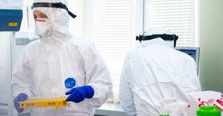 Koronawirus. Ruszyły testy polskich urządzeń do wentylacji dwóch pacjentów za pomocą jednego respiratora