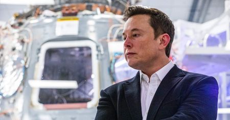 Elon Musk atakuje na Twitterze. Złości się na oszustów i wyłudzenia kryptowalut