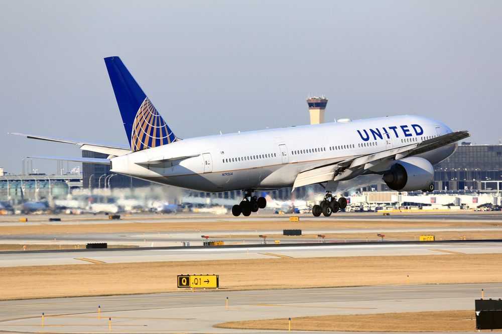 USA: United Airlines. Ukryta kamera w toalecie samolotu 