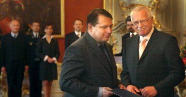 Premier Paroubek zadowolony z nowego budżetu UE