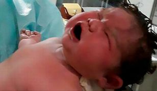 Dagestan: 42-latka urodziła olbrzymie dziecko