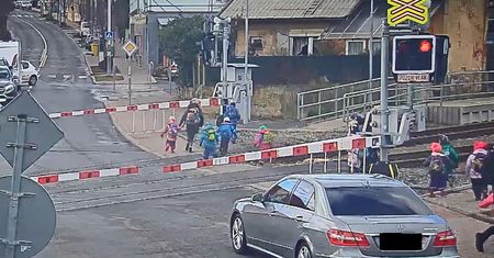 Czechy. Szokująca scena. Naraziły dzieci na wielkie niebezpieczeństwo