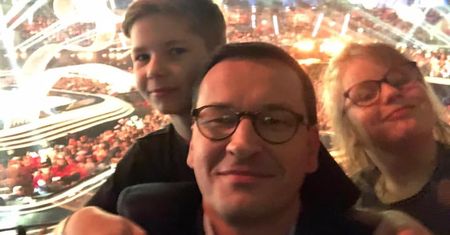 Eurowizja Junior 2019. Mateusz Morawiecki szaleje z dziećmi na widowni! Pokazał zdjęcia