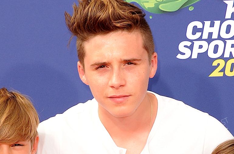 Brooklyn Beckham z wąsami. Syn Beckhamów z zarostem