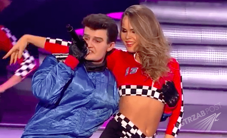 Zosia Zborowska jako Tomasz Niecik w Twoja Twarz Brzmi Znajomo