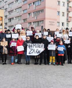 Szczecin. Protestowali w obronie ofiary księdza pedofila. Stanisław Michalkiewicz ujawnił jej dane