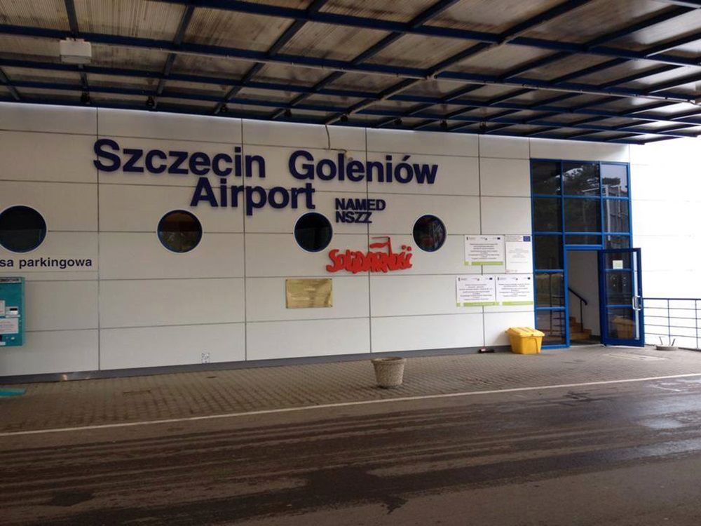 Lotnisko Szczecin-Goleniów (SZZ). Jak dostać się do centrum miasta?