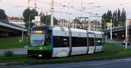 Szczecin. Pobili motorniczego, bo zwrócił im uwagę. Agresywni mężczyźni aresztowani