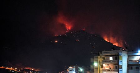 Grecja. Pożar niedaleko Aten. Z Loutraki ewakuowano 50 osób