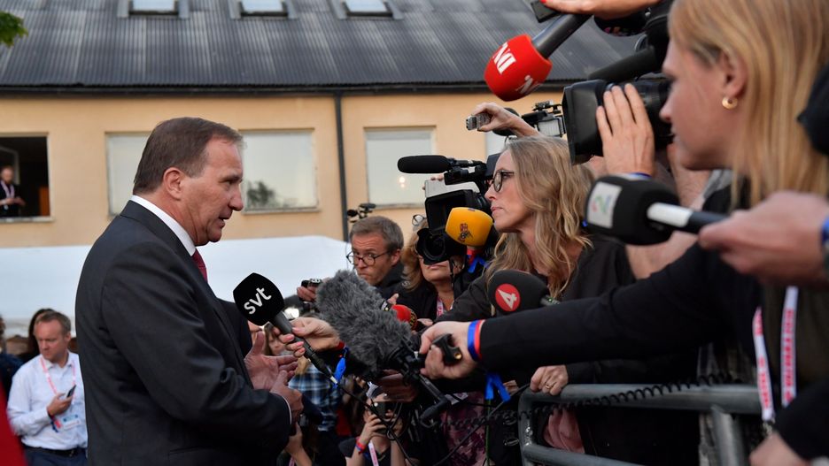 Nie możemy dać wpływu na politykę partii rasistowskiej - przestrzegał przed zamknięciem lokali wyborczych premier Szwecji Stefan Loefven